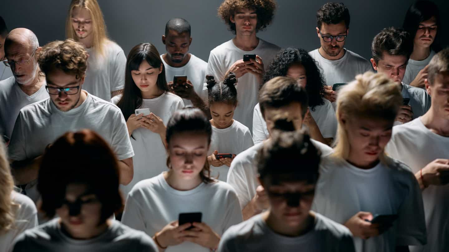 How Does My Smartphone Addiction Affect My Mental Health (1)